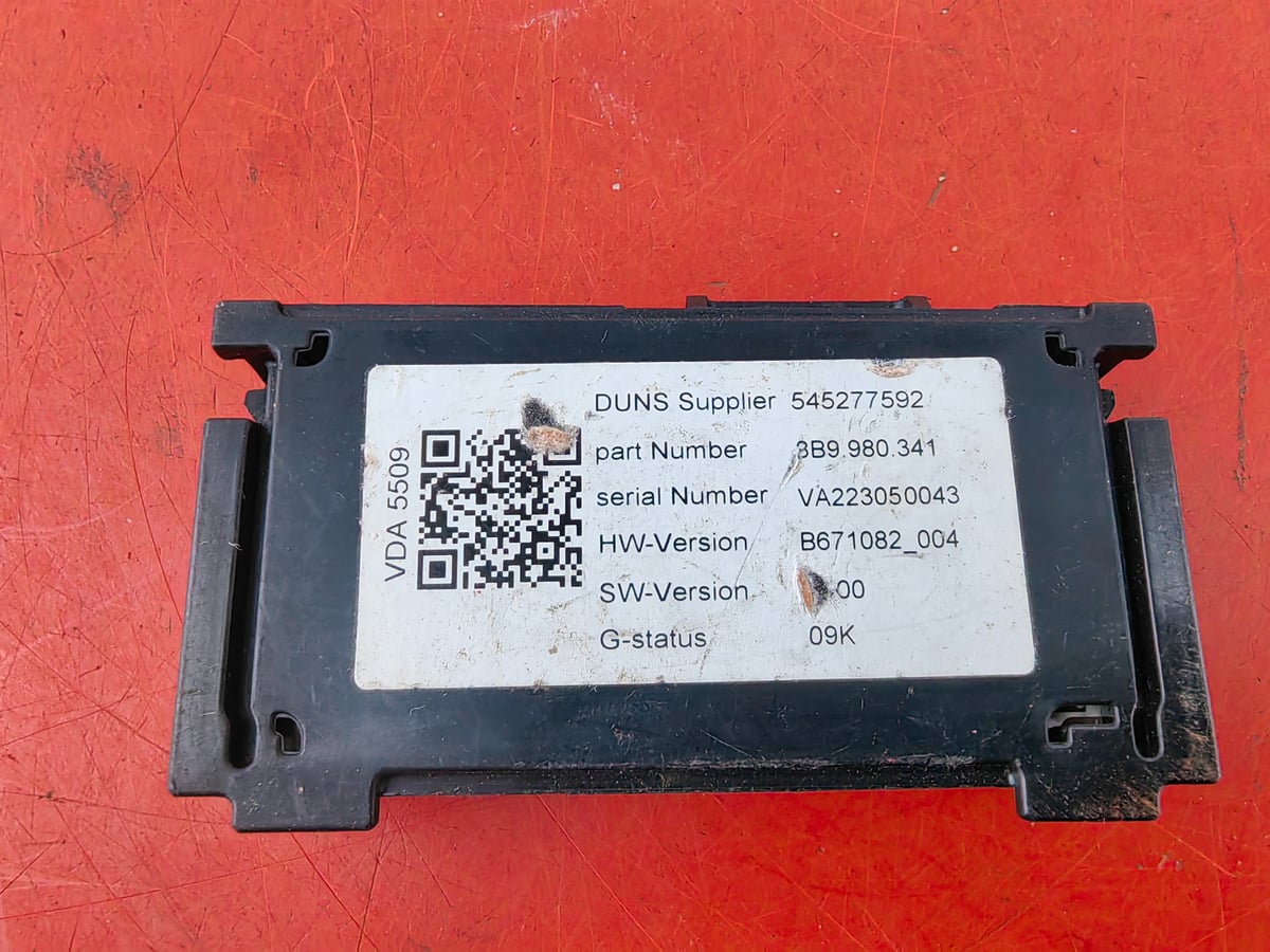 Audi A4 Moduł sterownik 8B9980341 (2)