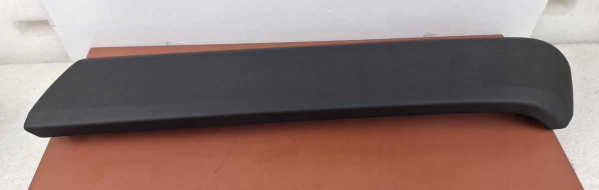 Land Rover Sport L494 Boczki / Poszycie drzwi przednich DK6223962A