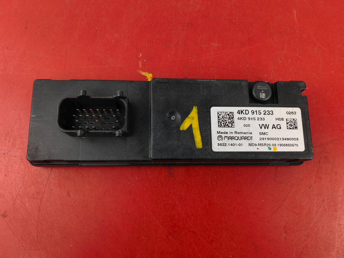 Audi A6 Moduł, Sterownik Akumulatora 4KD915233 (1)