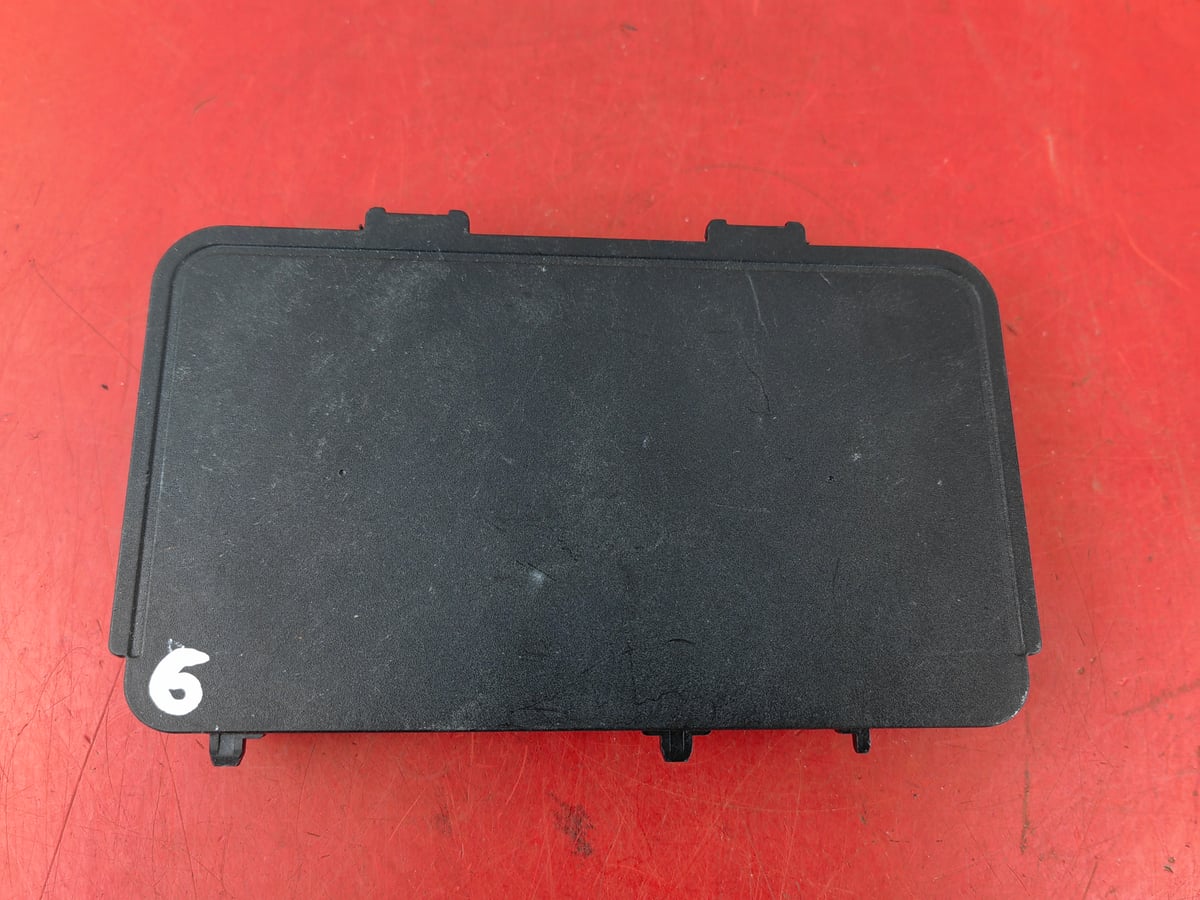 Volkswagen Ładowarka indukcyjna 3G0980611 (6)
