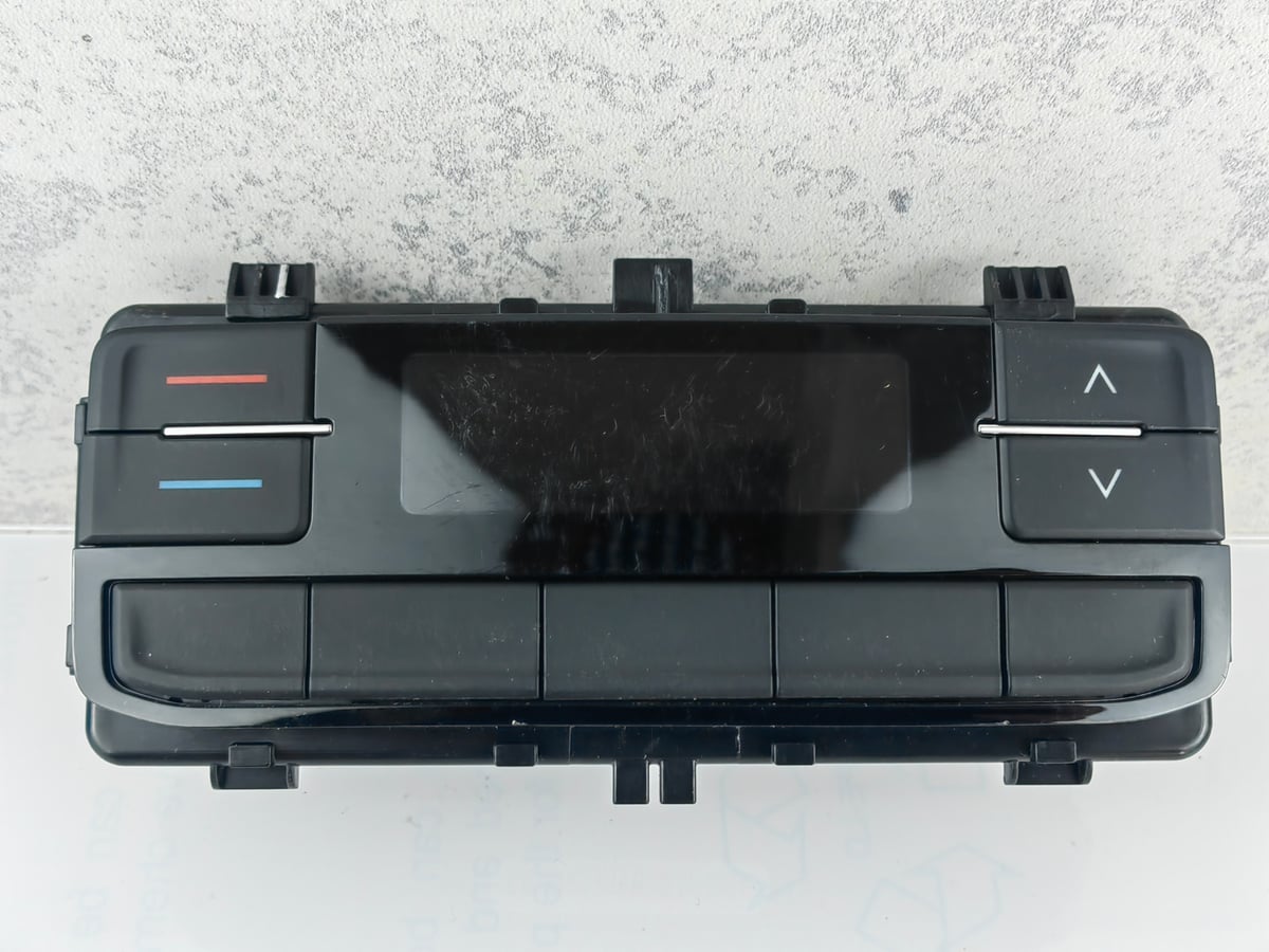 Volkswagen Multivan T6 Panel klimatyzacji 7LA907049 (9)