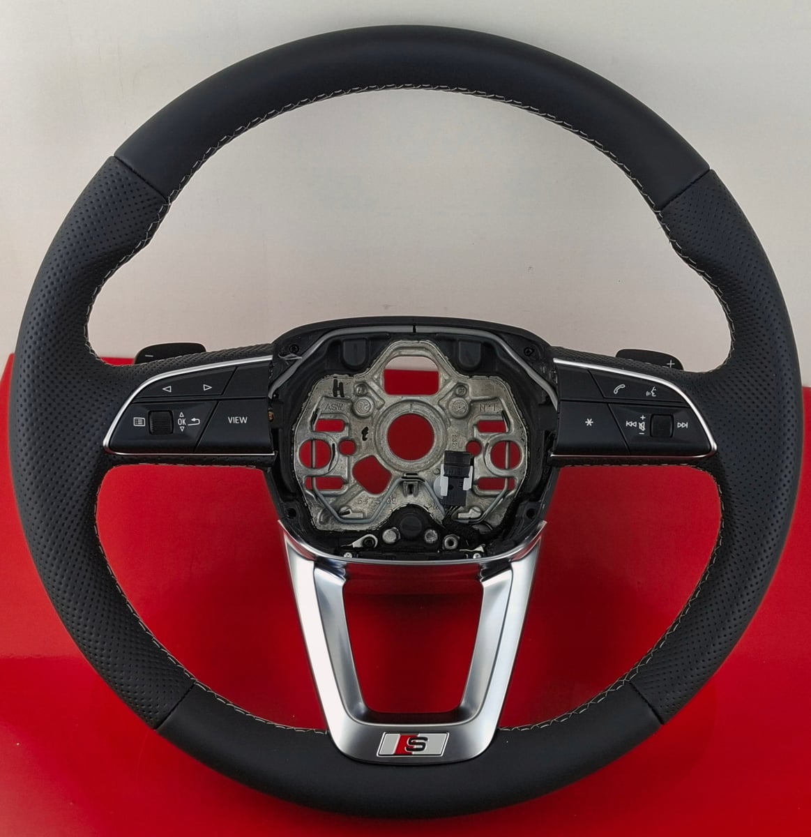 Audi A4 8Y Kierownica z przyciskami 4M8419659B 8Y0419091C