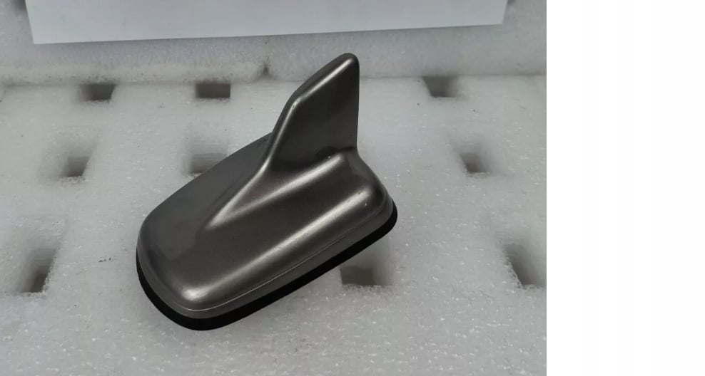 Antena dachowa Audi 4N0035503J Kolor Z1U Brązowy