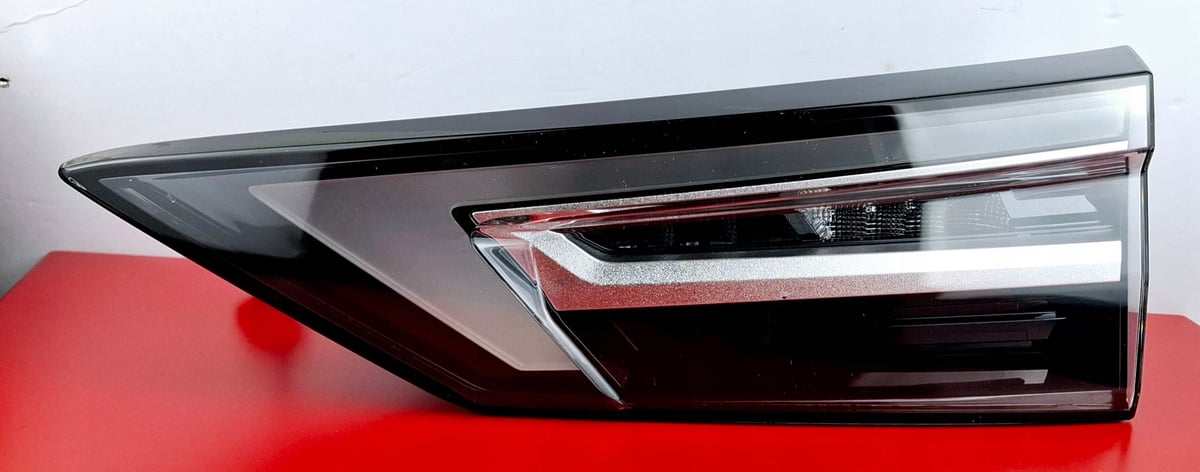 Nissan Qashqai e-Power Lampa Tylna Prawa 269.461-02 26550HN22A