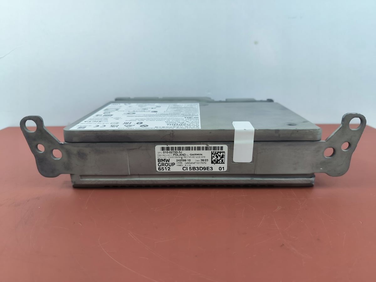 BMW i4 Garmin Headunit High Audio Nawigacja MGU22 5B3D9E3 65125B3D9E3