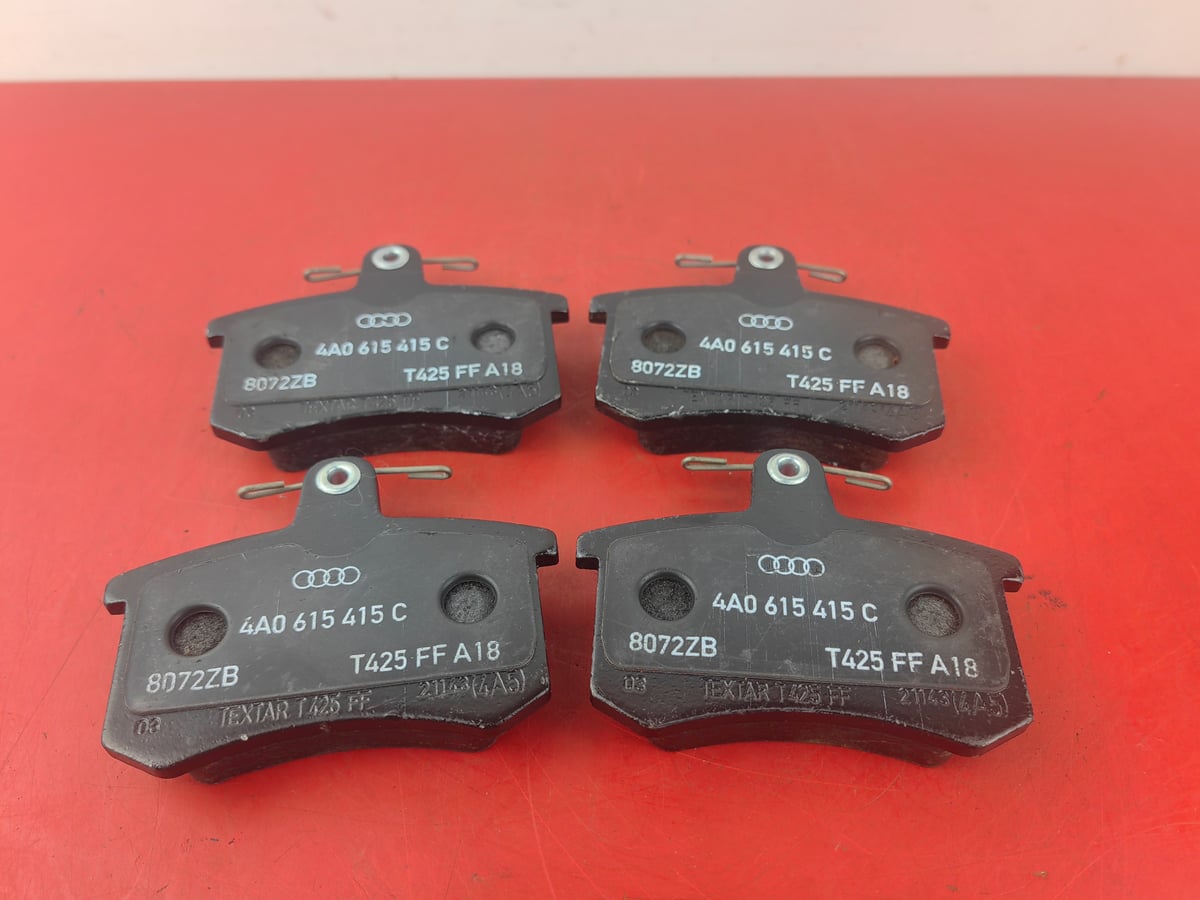 VW AG / Audi Klocki hamulcowe Tylne TEXTAR T425FF 4A0615415C