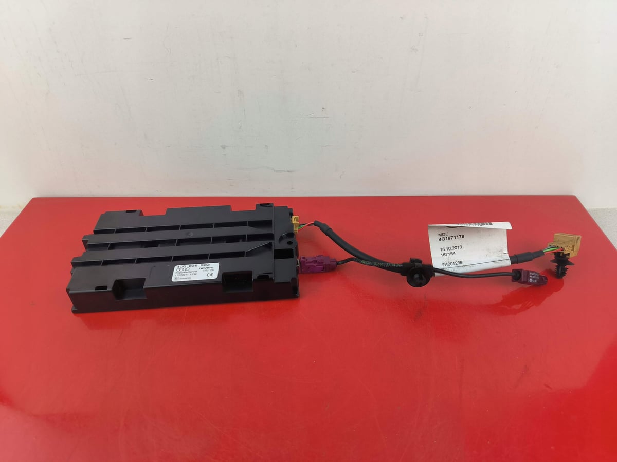 AUDI A6 A7 4G WZMACNIACZ ANTENY 4G0035502