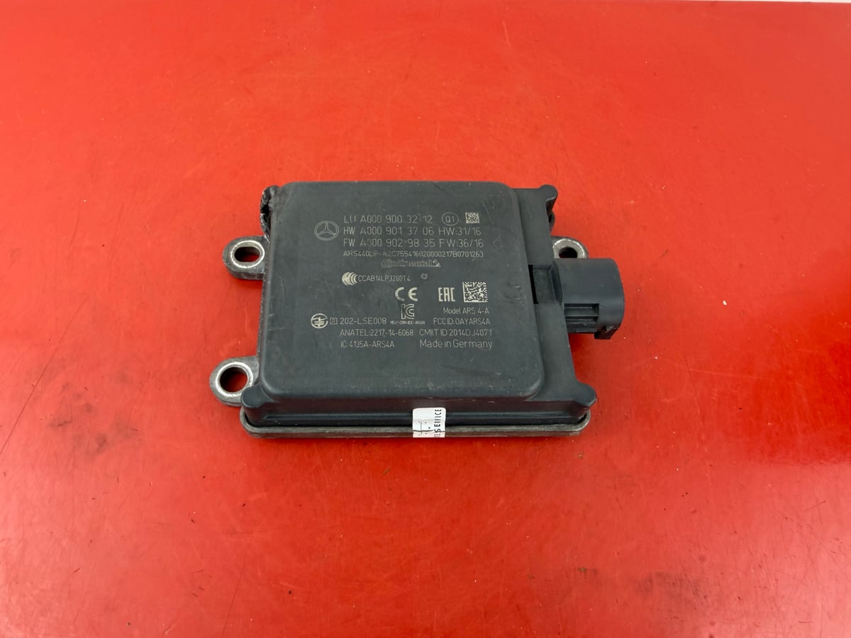 Mercedes-Benz E W213 Czujnik radar Distronic A0009003212