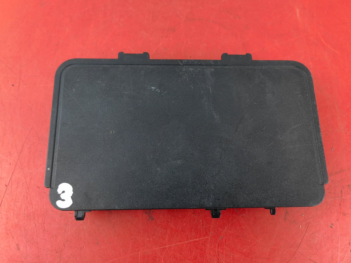 Volkswagen Ładowarka indukcyjna 3G0980611 (3)