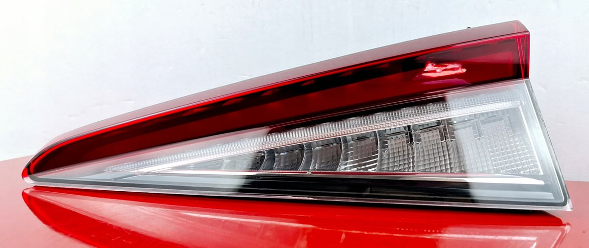 Skoda ENYAQ iV Lampa Tylna Prawa 5LG945308D