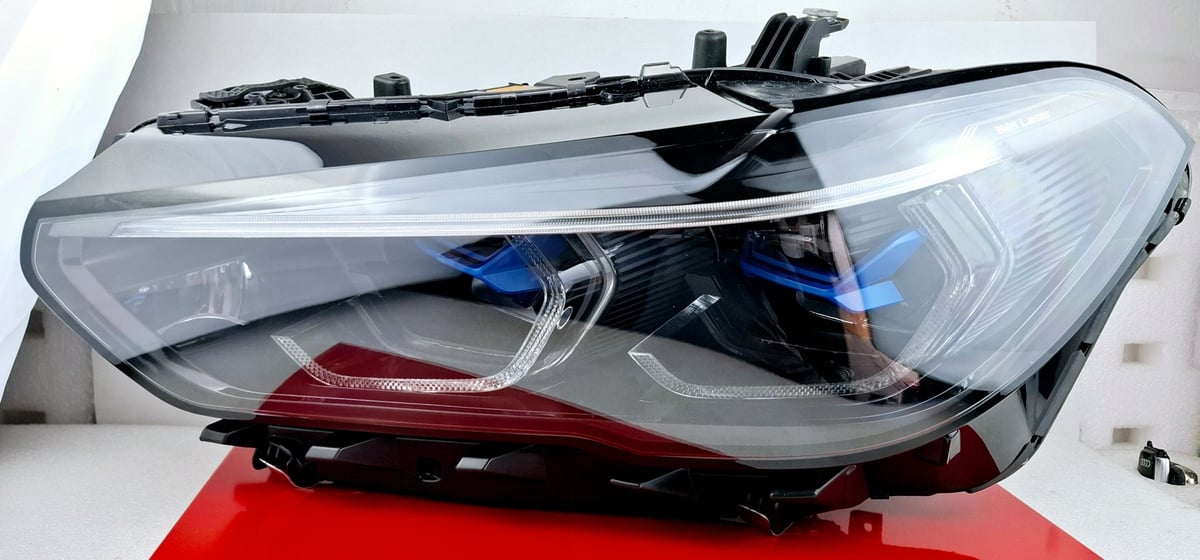 BMW X5 G05 LAMPA Przednia Lewa LED LASER 5A279B3 Anglik