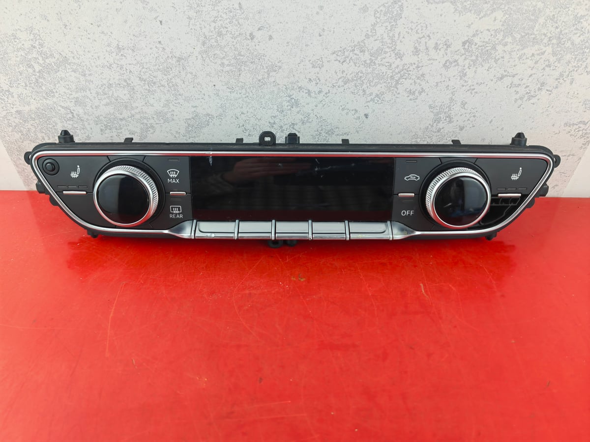 AUDI A4 Panel klimatyzacij 8W0820043BR (3)