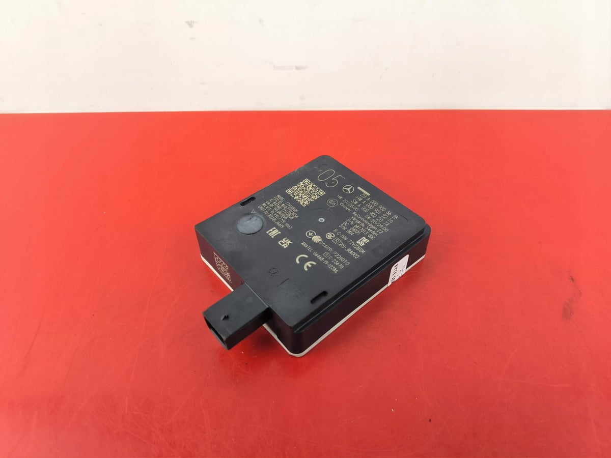 Mercedes-Benz OE Radar Sensor DISTRONIC A0009008628