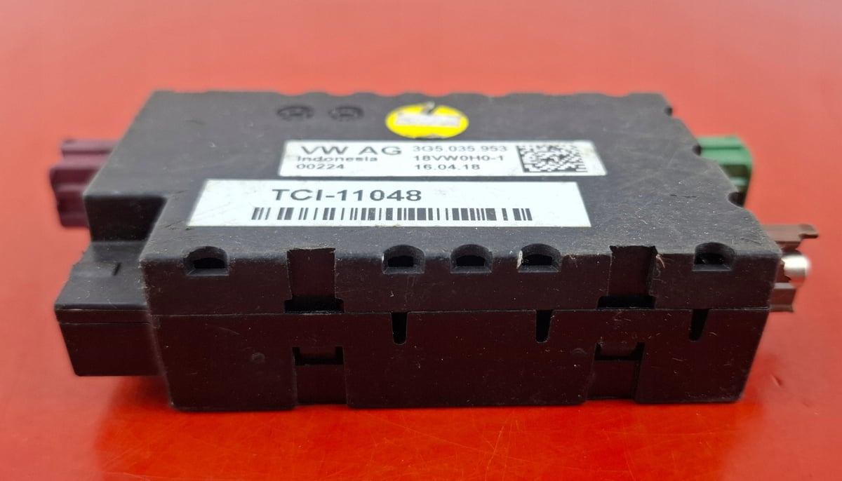 VW Volkswagen OE Moduł / Sterownik HUB USB 3G5035953