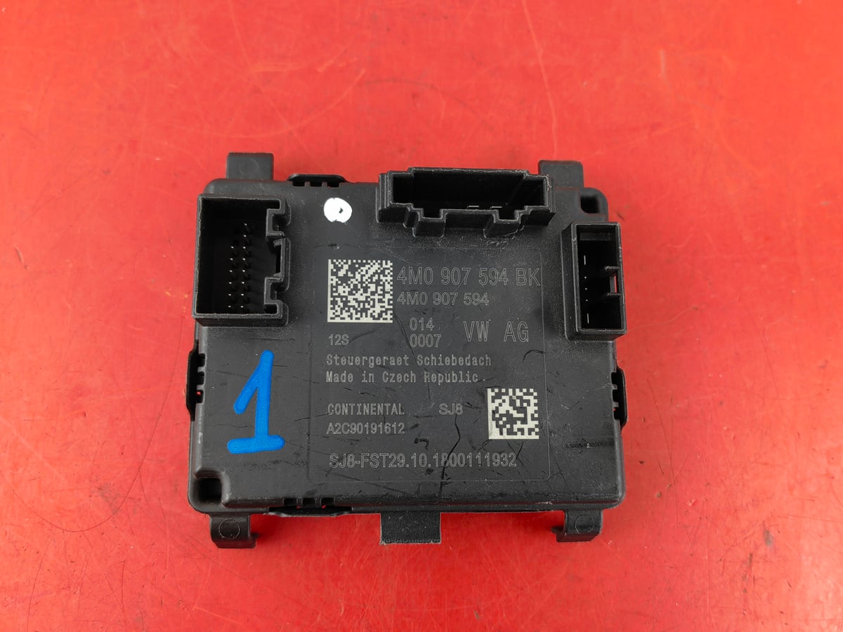 Audi A8 Sterownik cyberdachu 4M0907594BK (1)