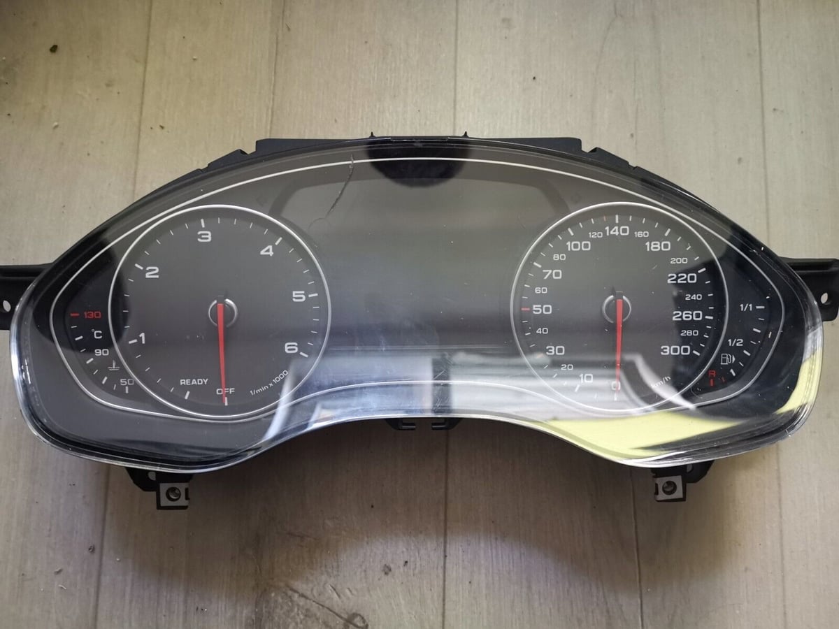 Licznik Audi 4GB920935A