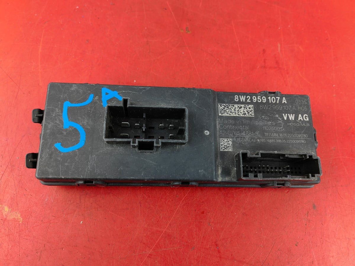 Audi A4 Modul Sterownik Bagażnika 8W2959107A (5)