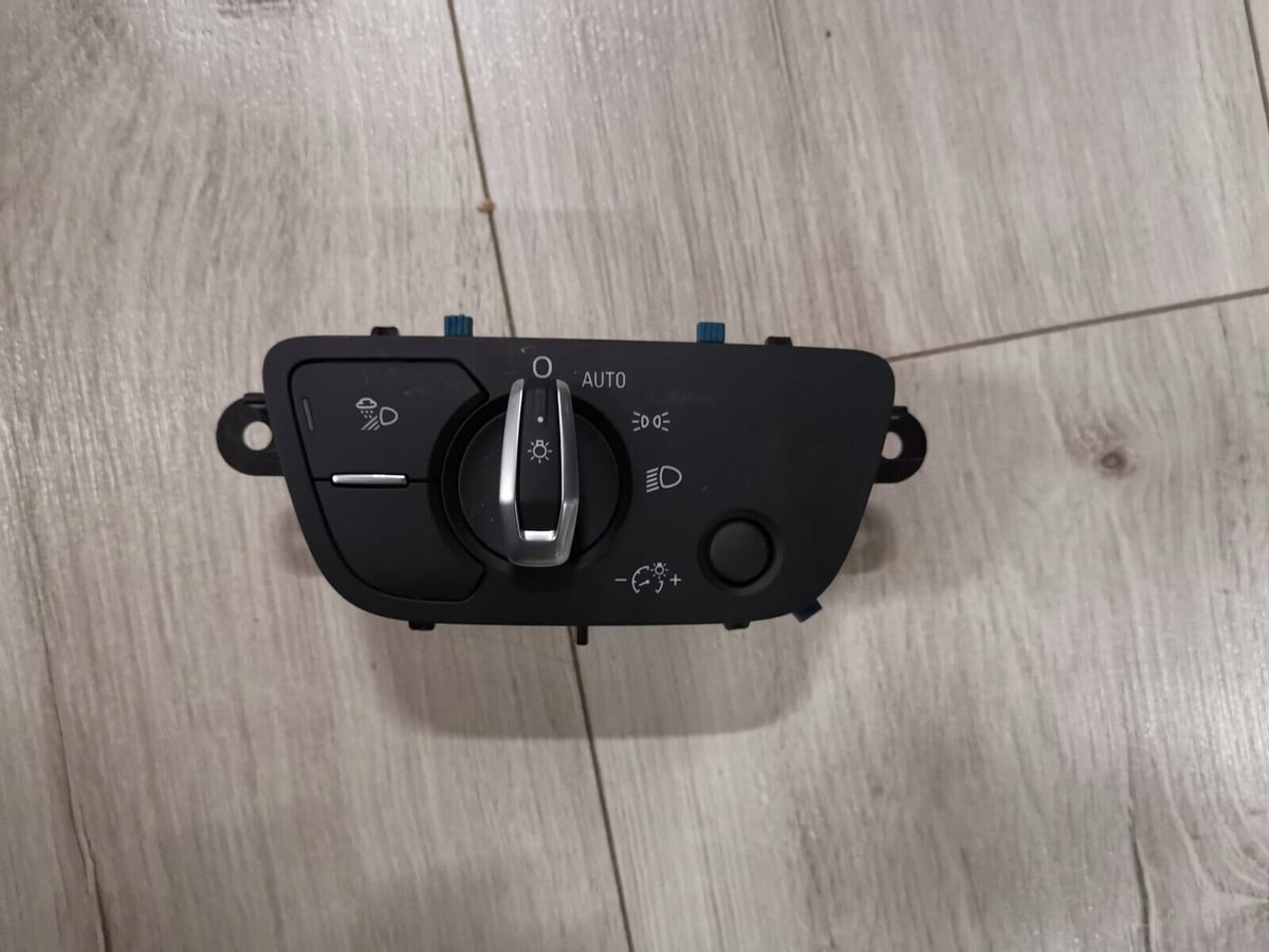 Audi OE 4M0941531AS