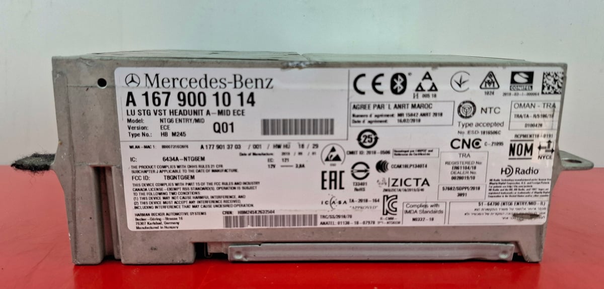 Mercedes-Benz OE Moduł /sterownik radio-nawigacji A1679001014 Uszkodzony