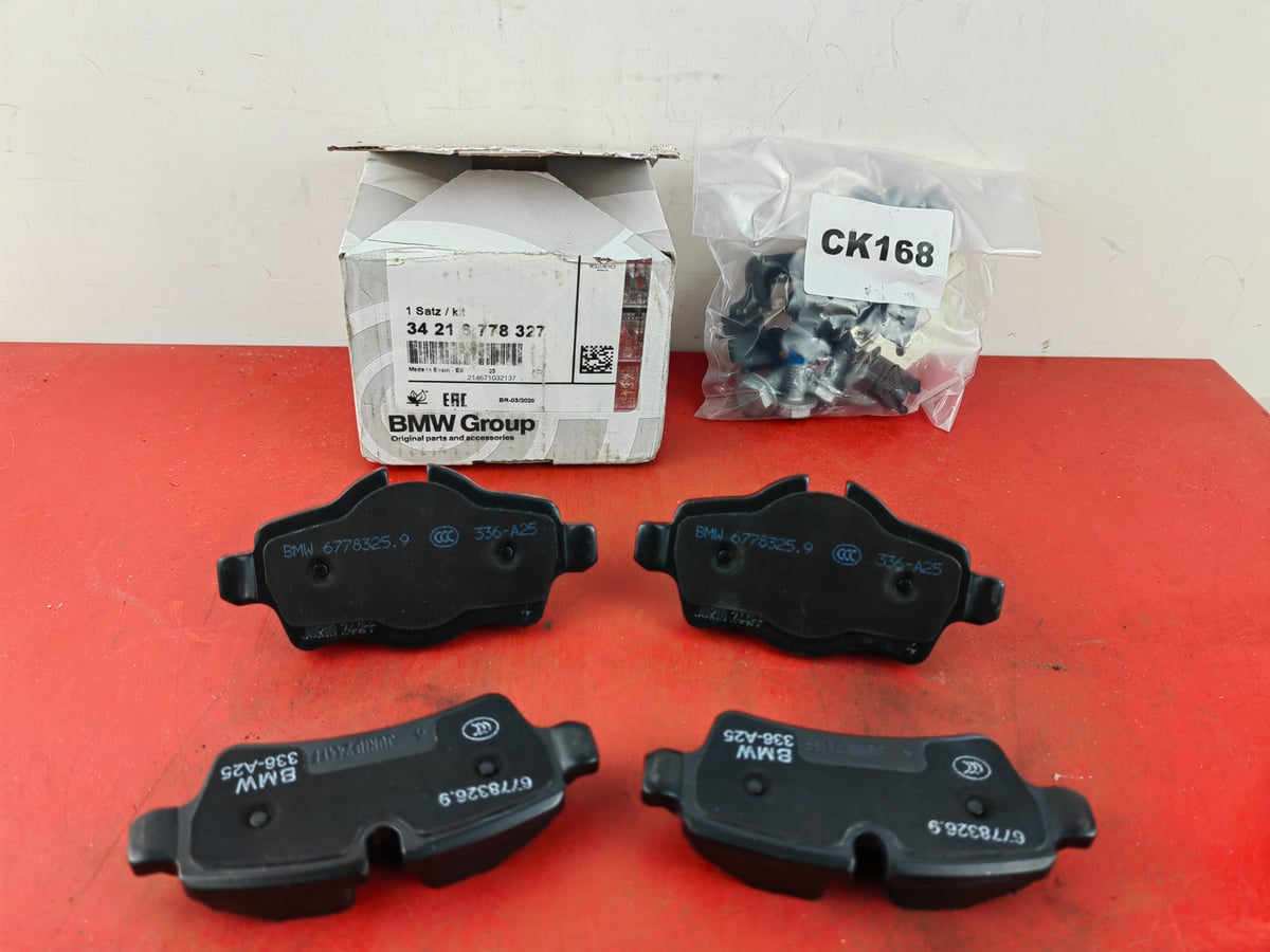BMW Mini R55 Klocki Tył tylne 34216778327 6778327