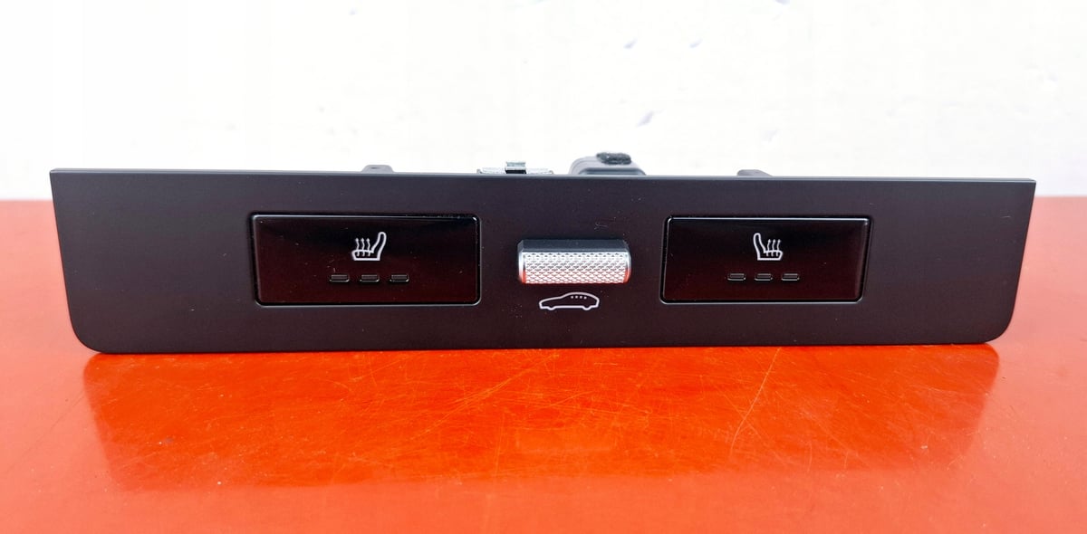 Porsche Panamera 971 Panel sterowania podgrzewania foteli Tył 974919709E