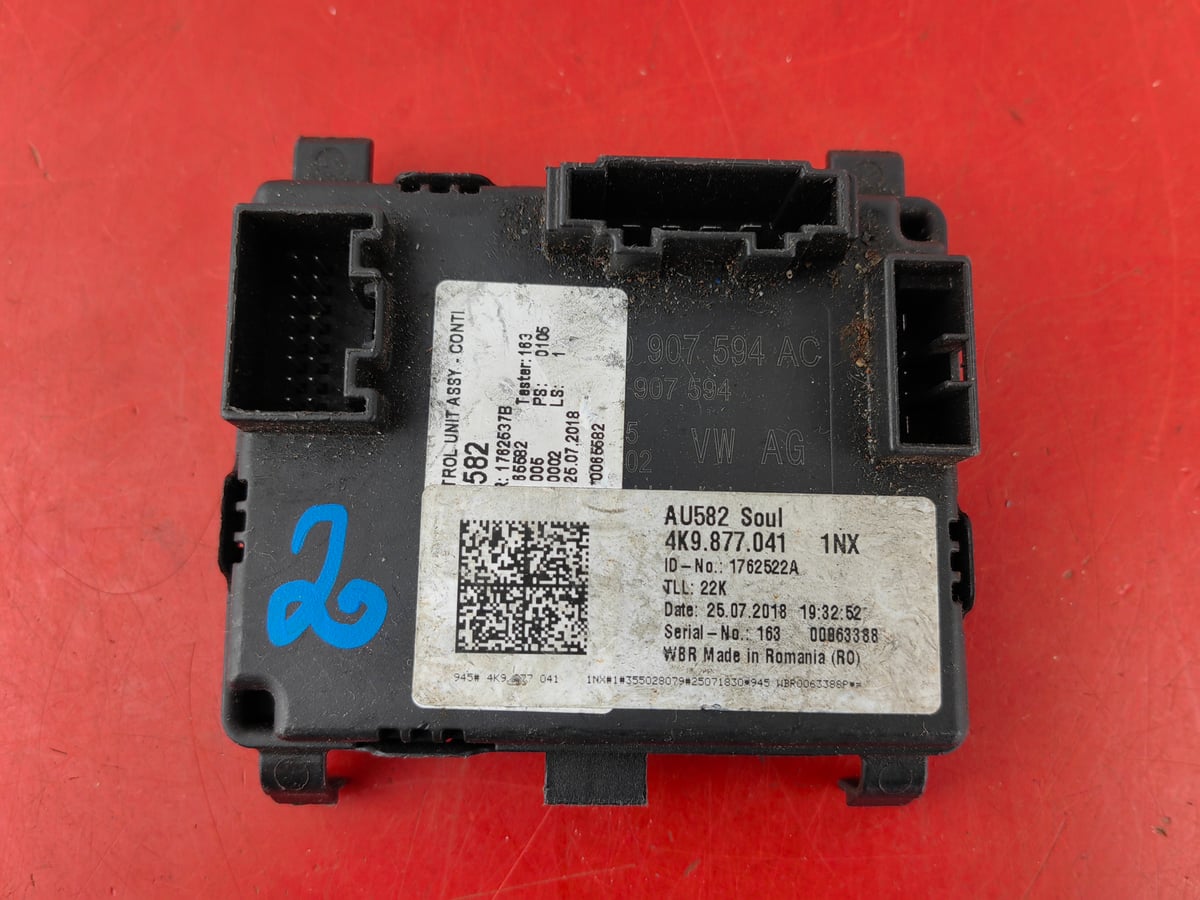 Audi A6 Moduł sterownik cyberdachu 4K9877041 (2)