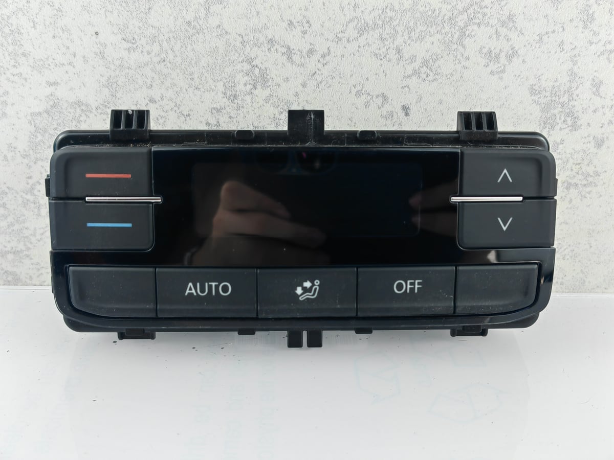 Volkswagen Multivan T6 Panel klimatyzacji 7LA907049F (12)