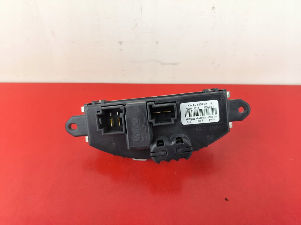 VW Volkswagen OE Moduł / Rezystor dmuchawy 5Q0907521C