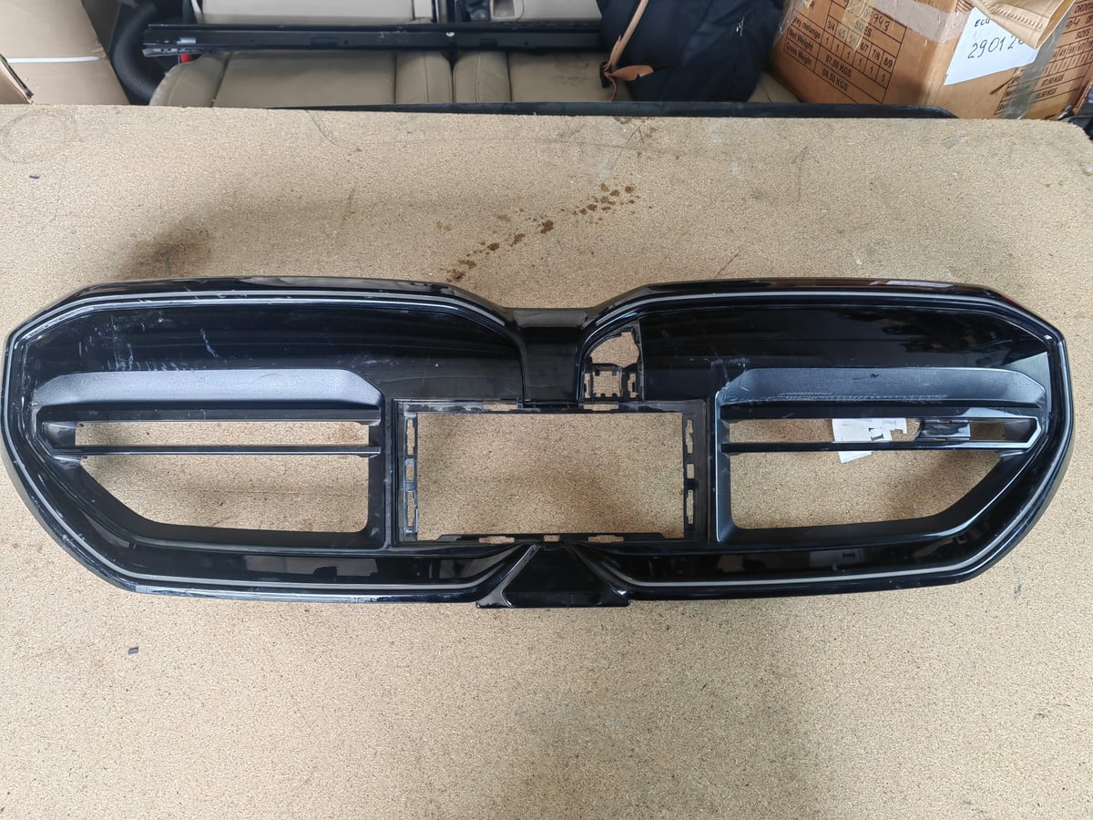 BMW G60 grill nerki LED 5A34482 ID 2606295