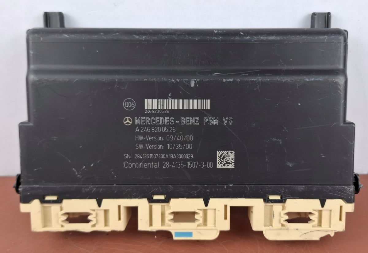 Mercedes-Benz A W176 Sterownik fotela A2468200526