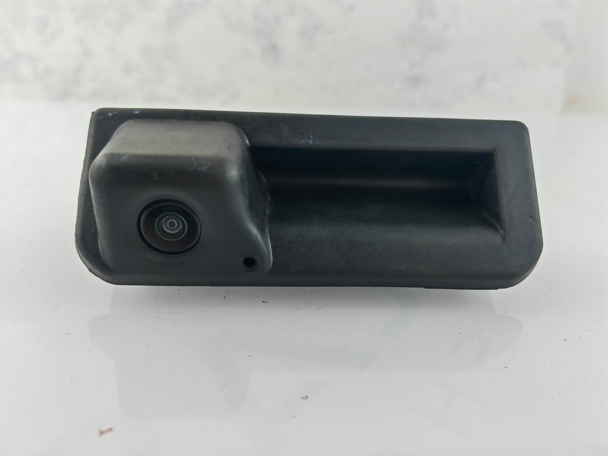 Audi A6 C8 Kamera cofania 8W8827566E