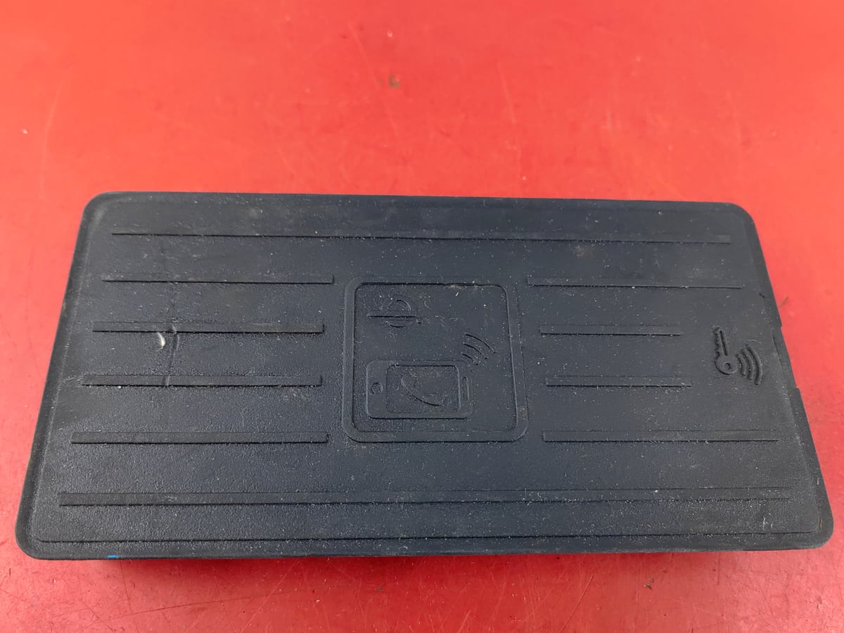 Audi A6 Ładowarka indukcyjna 4K0035502B (14)