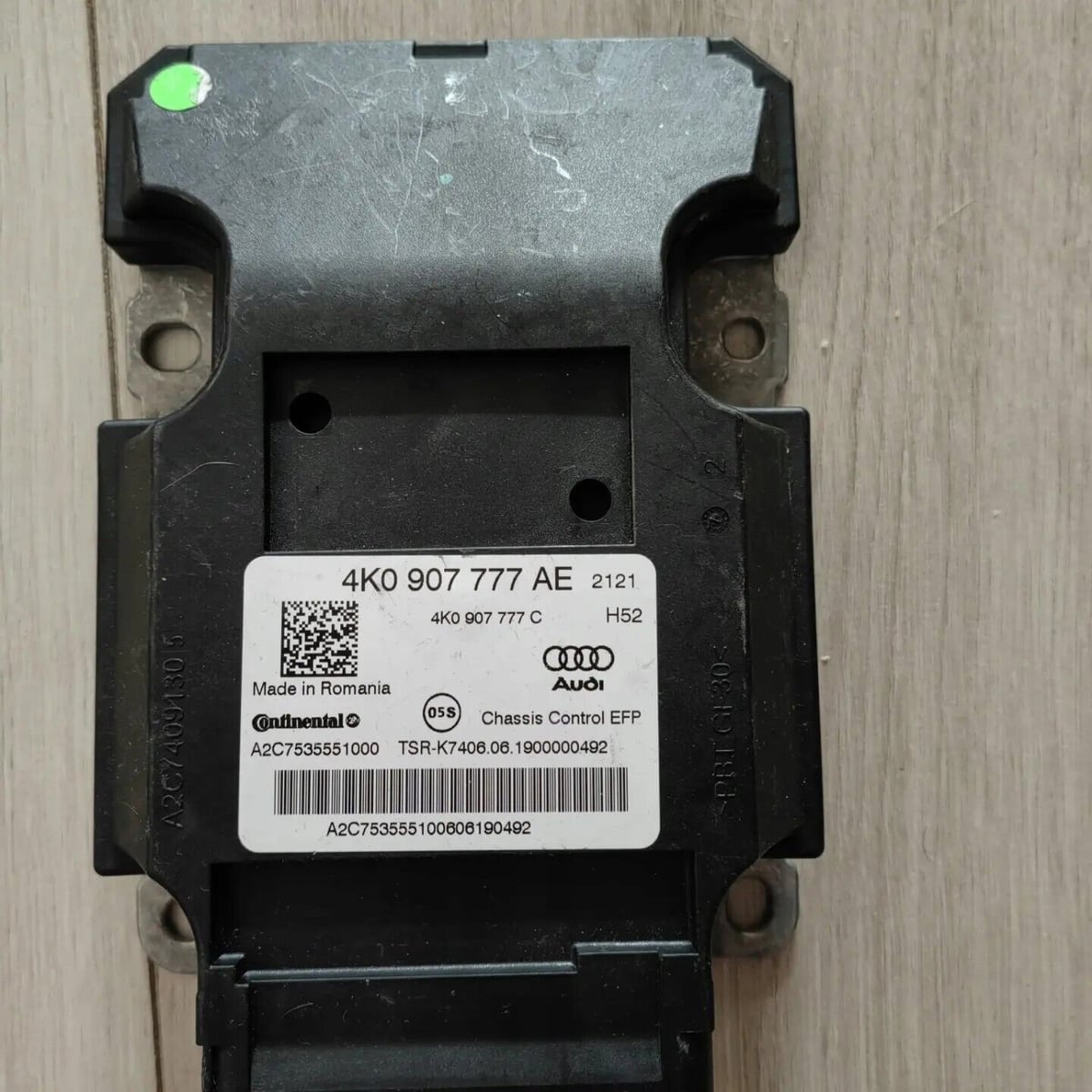 Audi OE 4K0907777AE