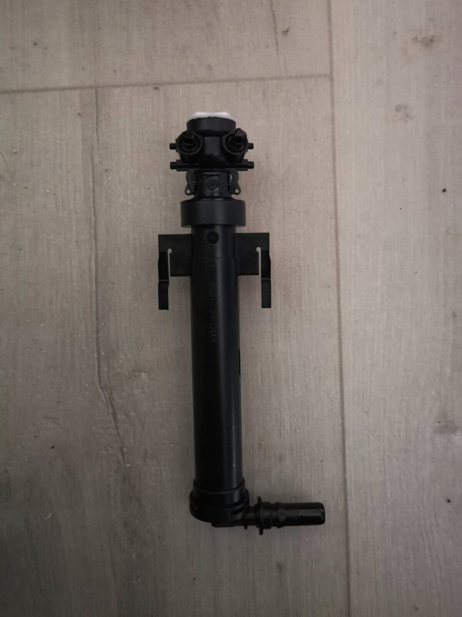 BMW X1 F48 LCI DYSZA SPRYSKIWACZ 9479060