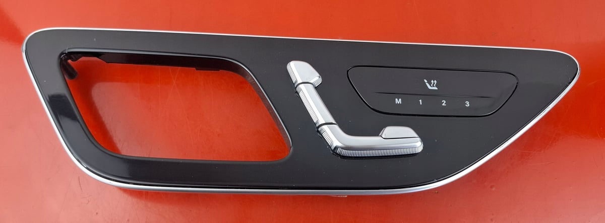 Mercedes-Benz C W206 Przyciski sterowania fotela A2069000419