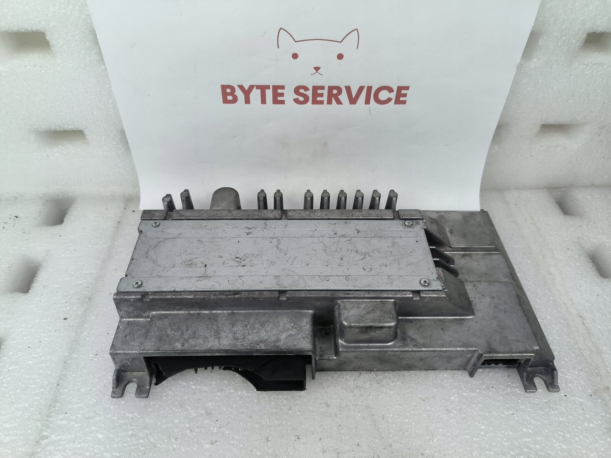 AUDI A8 4N D5 Q7 4M WZMACNIACZ DYNAUDIO 4N0035223