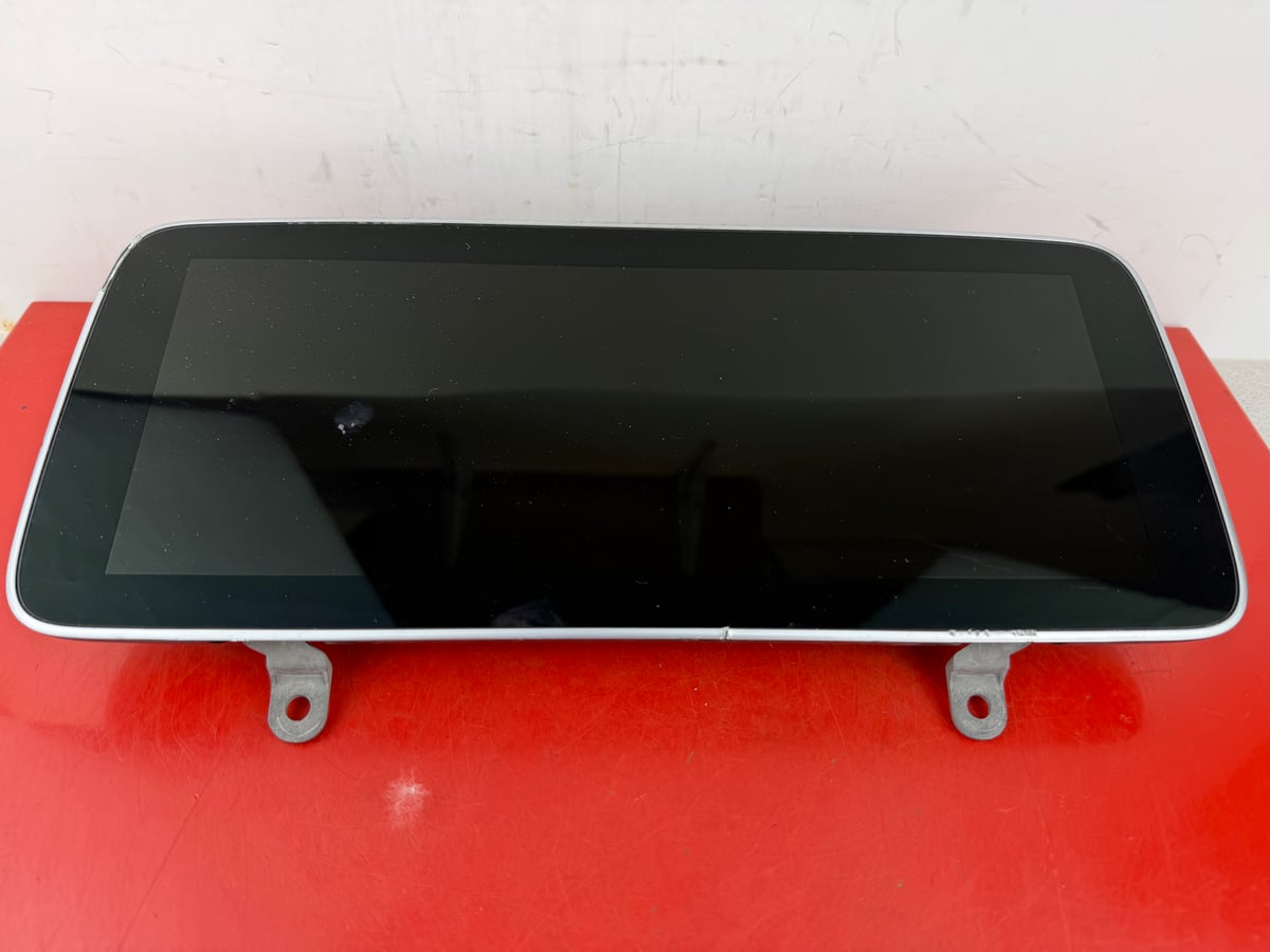 Mercedes-Benz W206 Monitor / Ekran / Wyświetlacz A2069002523 ID 2605201
