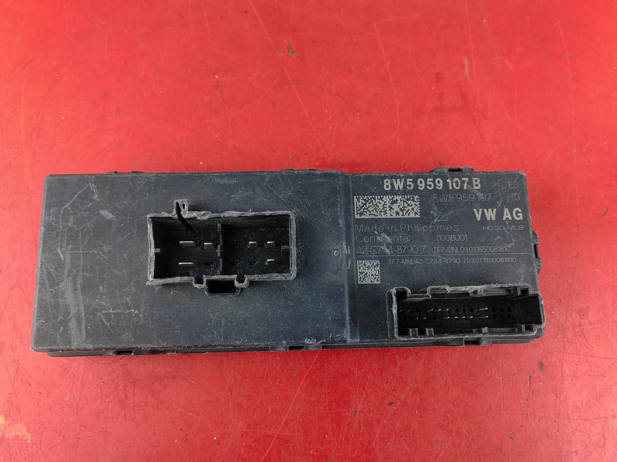 Audi A6 Modul Sterownik Bagażnika 8W5959107B