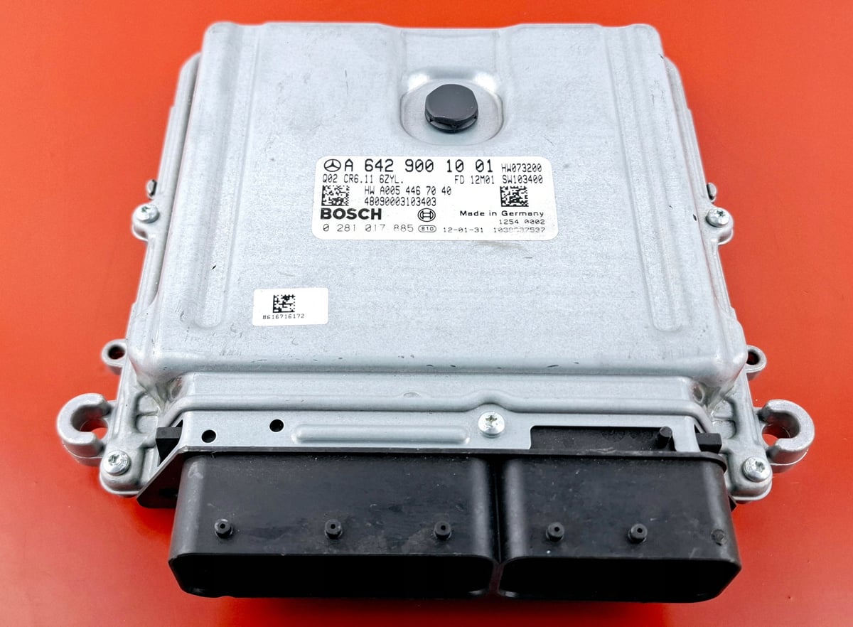 Mercedes-Benz W211 Moduł Sterownik silnika ECU A6429001001 0281017885 Nowy