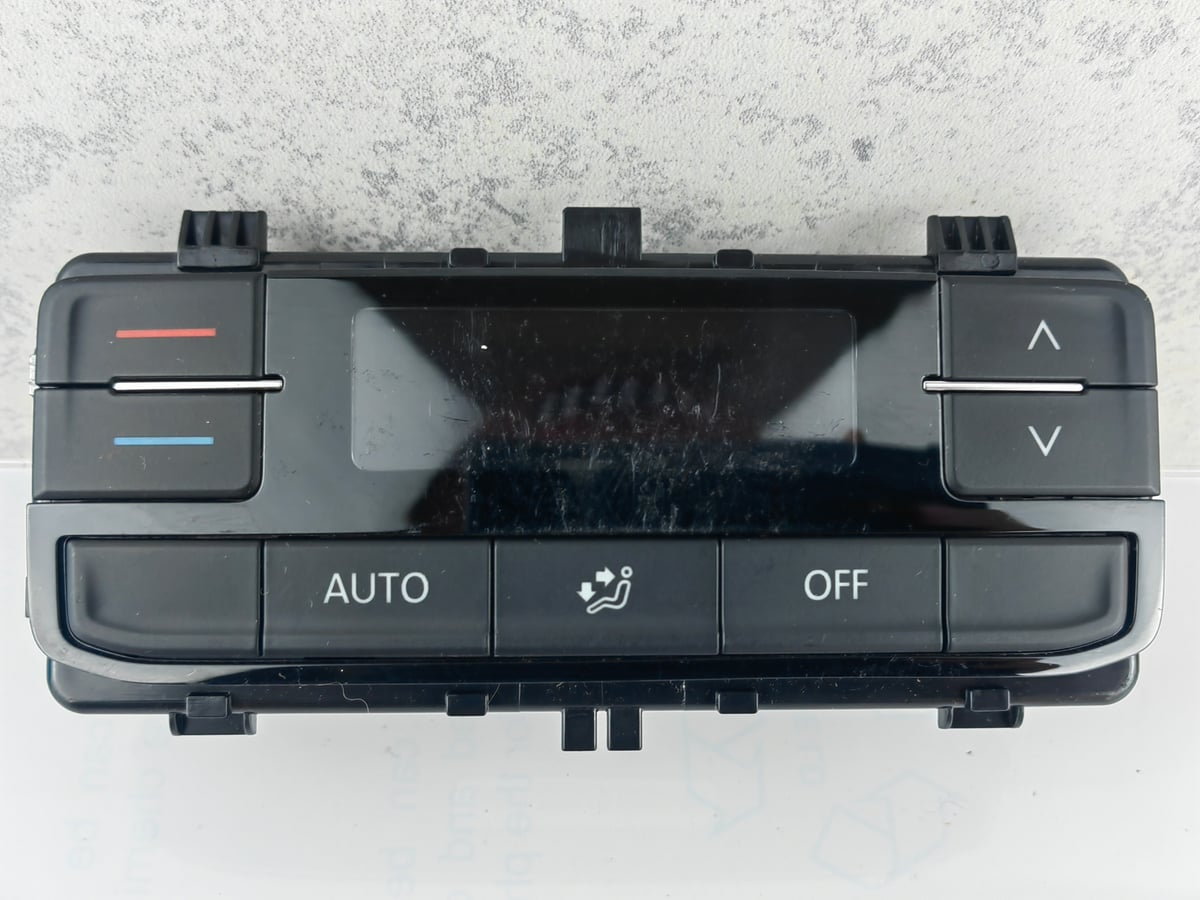 Volkswagen Multivan T6 Panel klimatyzacji 7LA907049F (1)
