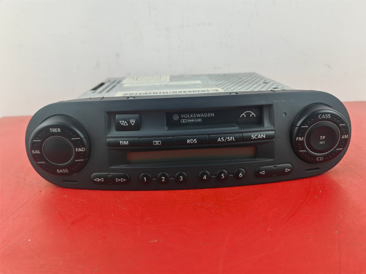 Volkswagen New Beetle Radio 1C0035186
