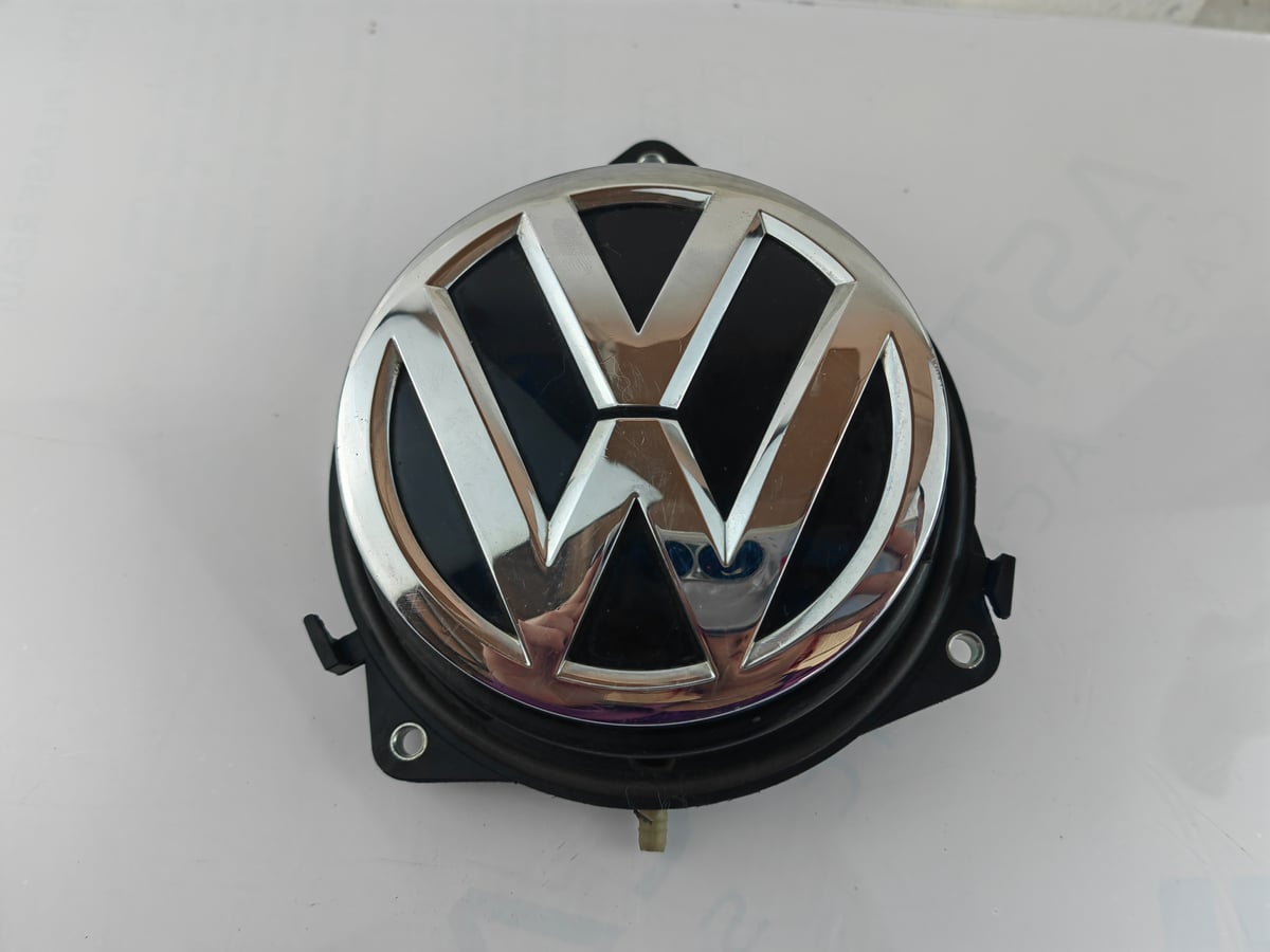 Volkswagen Polo T-Roc Klamka bagażnika 2G6827469