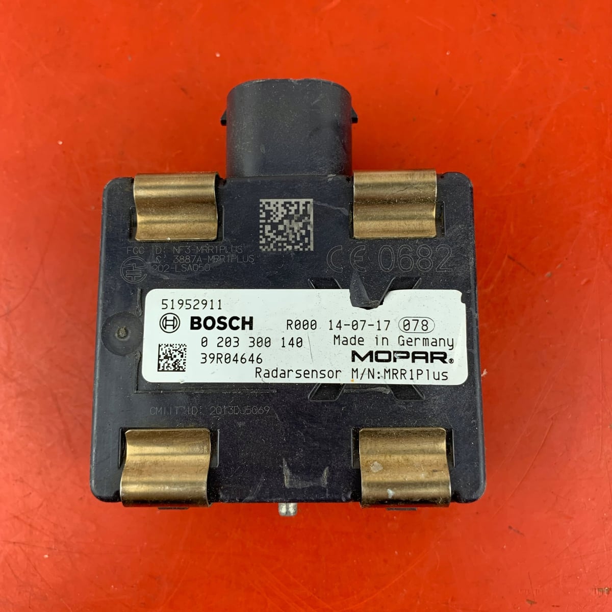 Fiat OE Radar tempomatu ACC 51952911 0203300140 39R04646