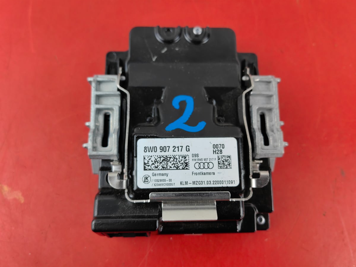 Audi A4 Kamera Szyby Czołowej 8W0907217G (2)