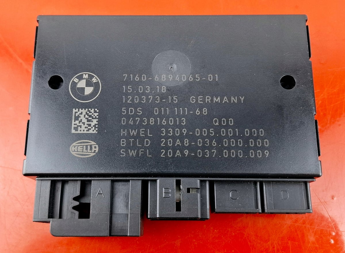 BMW G01 G20 G30 G11 G12 M5 F90 Moduł / Sterownik HAKA 6894065 71606894065