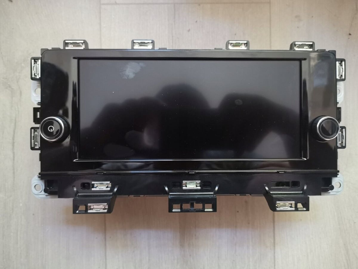VW Golf 8 Radio Ekran MIB3 5H0035867