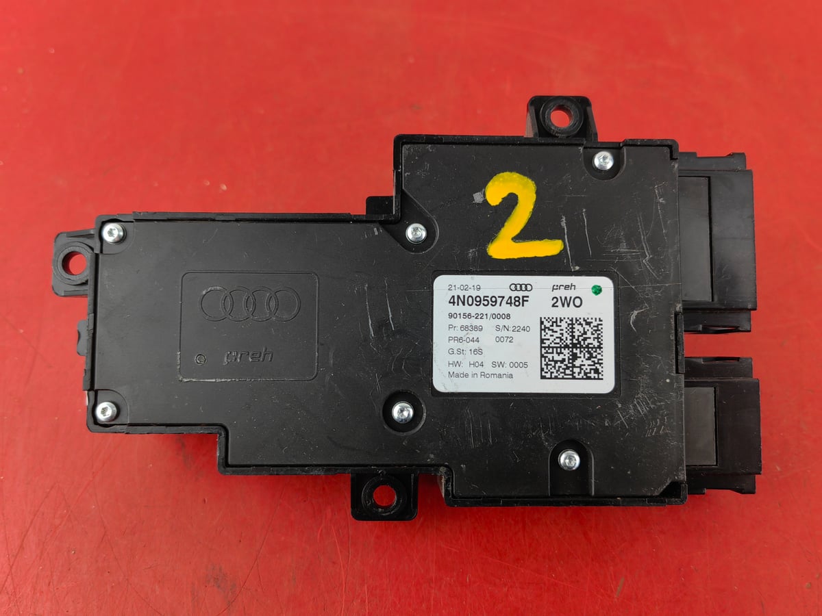 Audi A3 przełącznik regulacji fotela 4N0959748F (2)