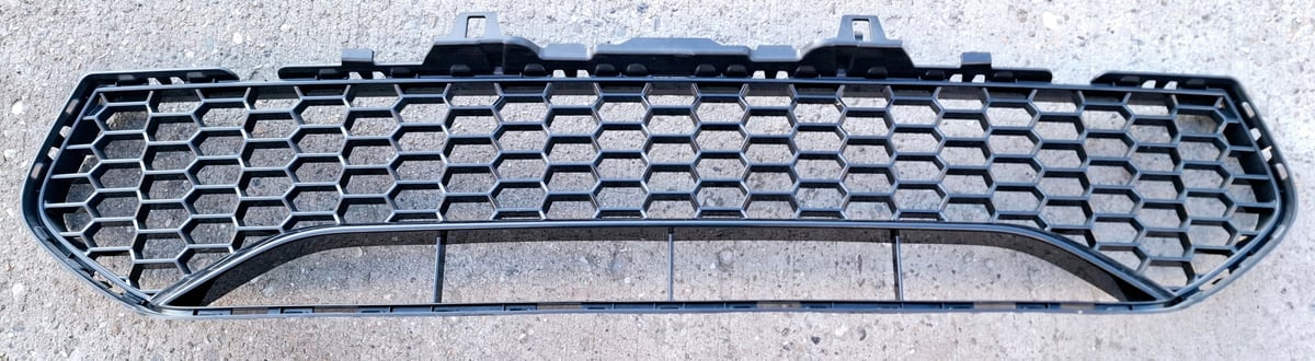 BMW M5 F90 Kratka środkowa zderzaka Przód 8072979 Nowa