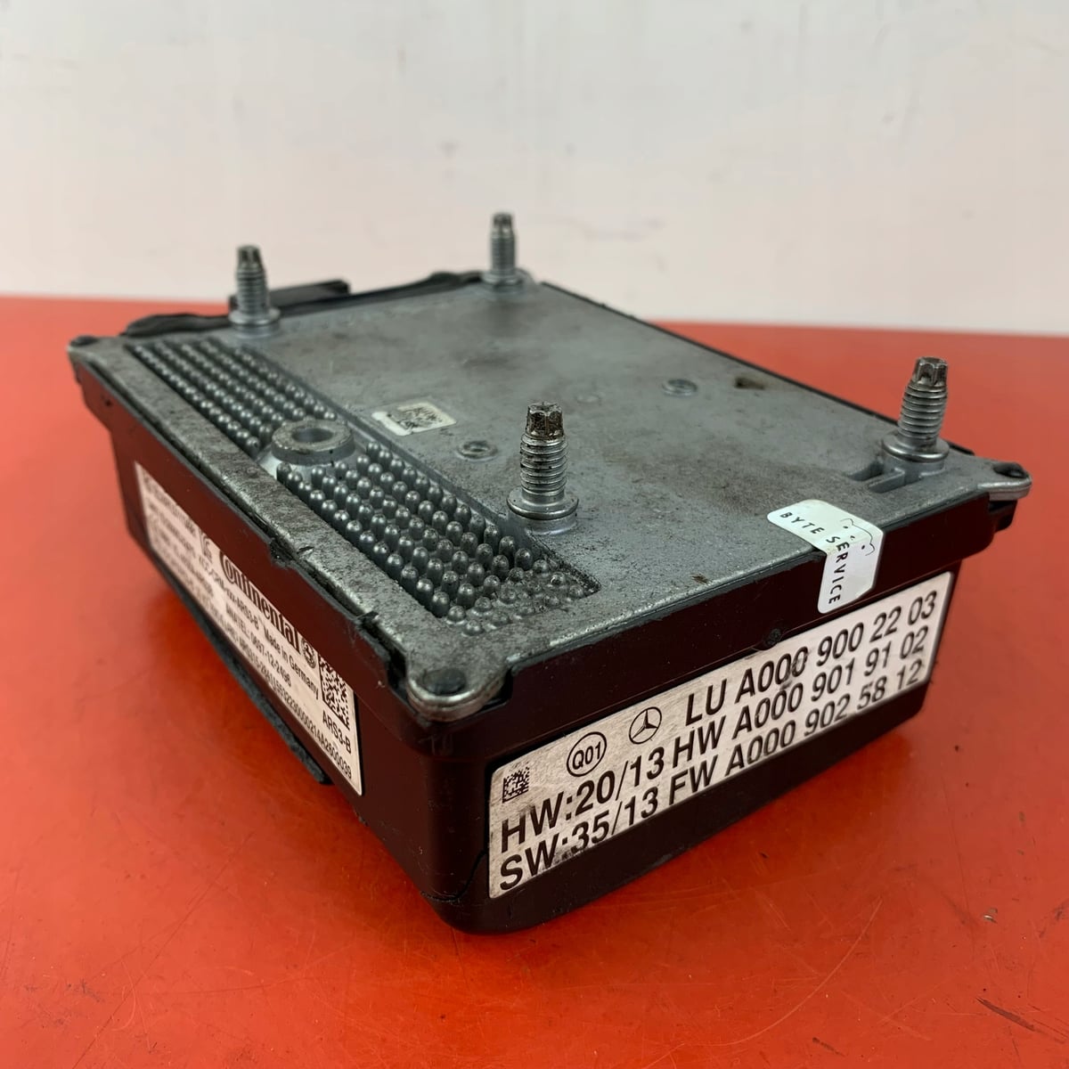 Mercedes-Benz OE Radar / Sensor DISTRONIC A0009002203 Uszkodzony