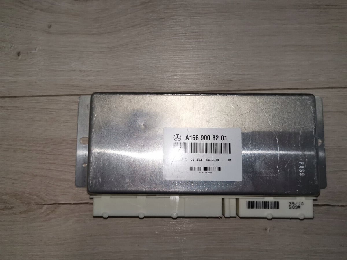 Mercedes W166 STEROWNIK ZAWIESZENIA A1669008201